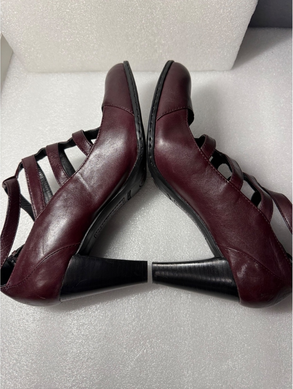 Crown by Børn Burgundy Leather Strappy Heels Pumps Size 9.5 / EU 41 - Picture 7 of 11